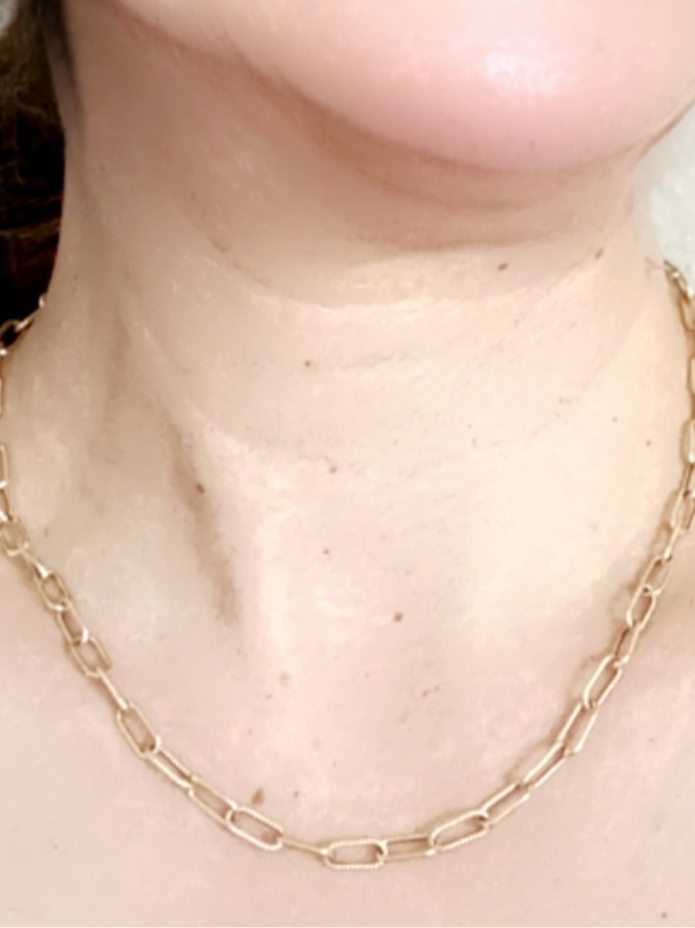 18k yellow gold paperclip chain necklace. Made in Italy. Stamped 750.